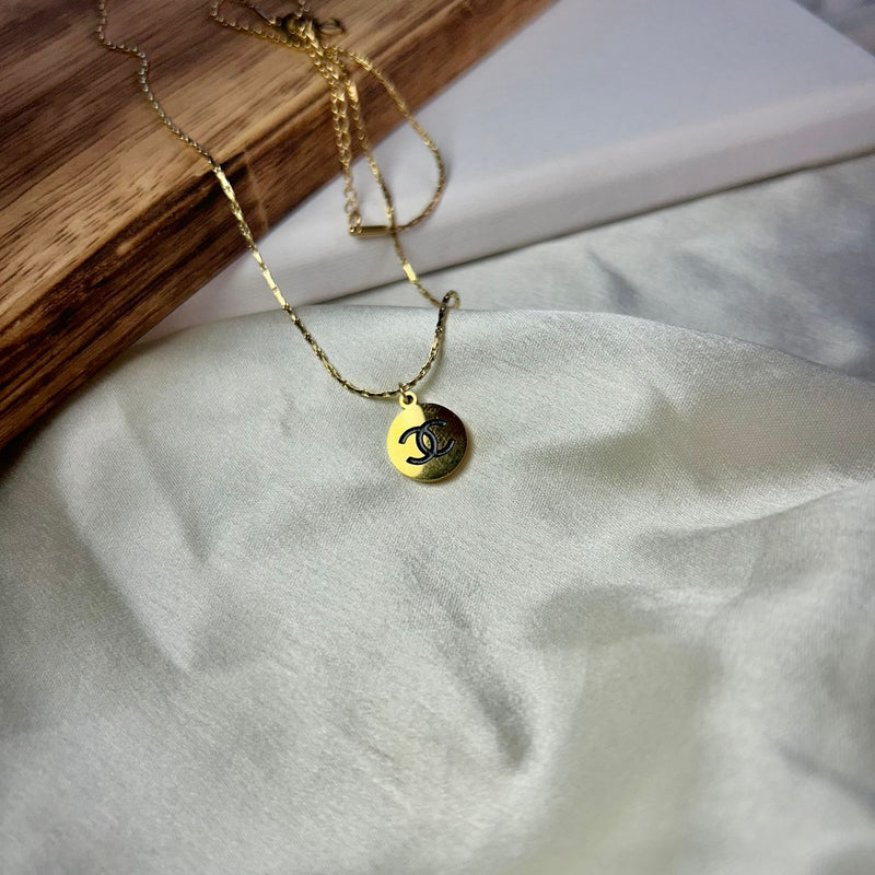 Infinity Gleam Necklace