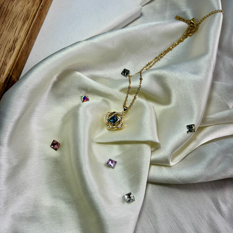 Chroma Shift Pendant ( Color Changeable)
