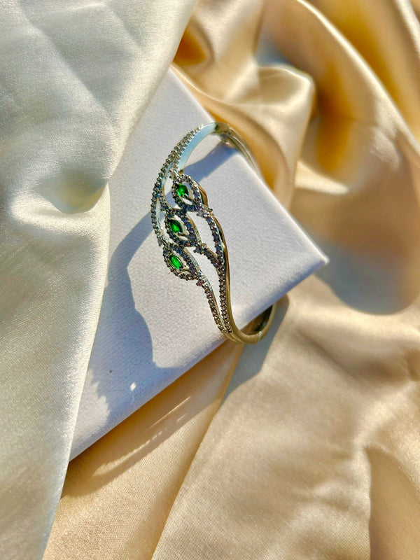 Green Triple Stones Bracelet