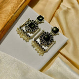 Black Elegant Pearls Earrings