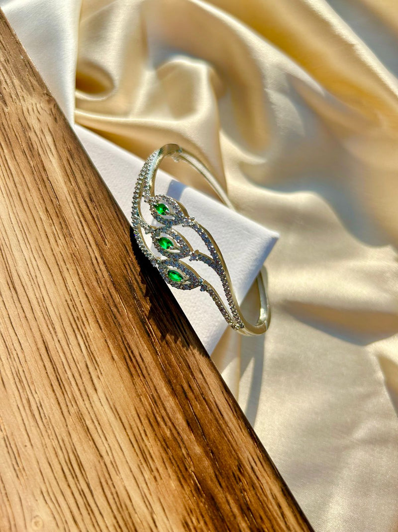 Green Triple Stones Bracelet