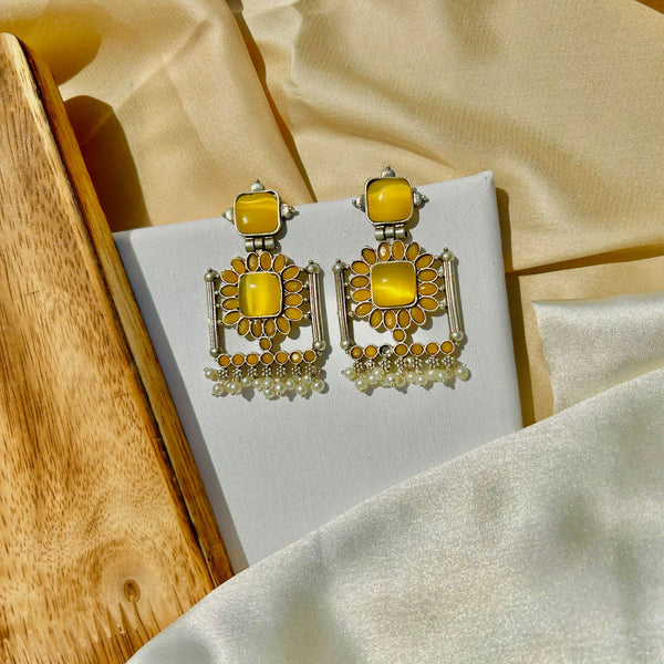 Yellow Elegant Pearls Earrings