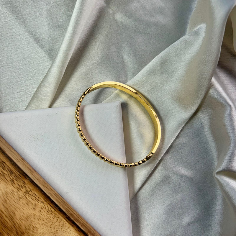 Classic Allure Bracelet